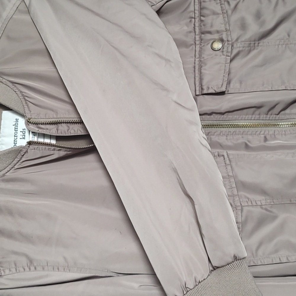Abercrombie Satin Jacket - Picture 6 of 16